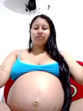 Snapshot of Hot_Rihanna chatting on 02/26/26, 04:51 Hot Rihanna online show from 02/26/26, 04:51