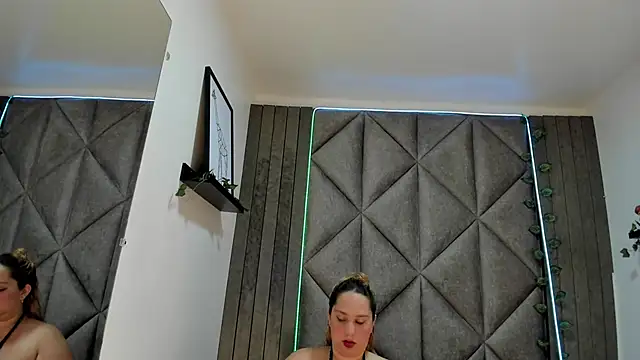 Snapshot of JenaCooper_ chatting on 12/22/25, 07:47 JenaCooper online show from 12/22/25, 07:47