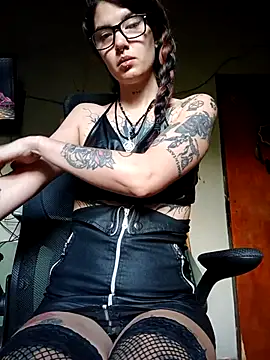 Darkw1tch online show from 11/12/25, 10:19