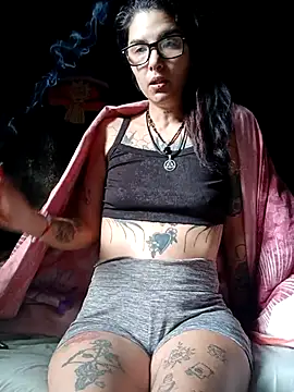 Darkw1tch online show from 10/16/25, 11:18