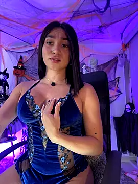 Snapshot of dollforsex_ chatting on 10/14/25, 04:51 dollforsex online show from 10/14/25, 04:51