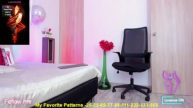 miaroberts69 online show from 09/27/25, 04:29