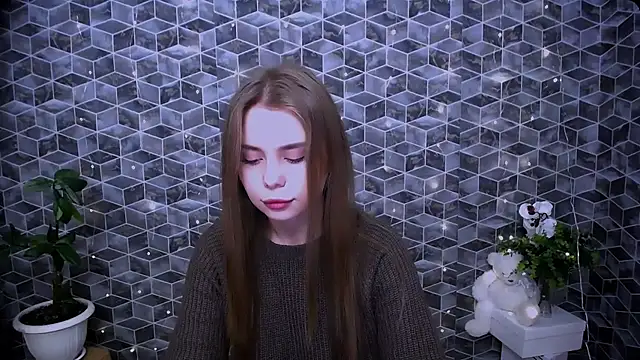 Snapshot of OceanicDawn chatting on 11/22/25, 08:35 OceanicDawn online show from 11/22/25, 08:35