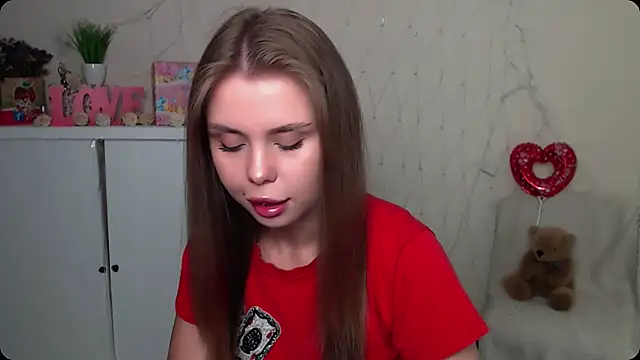 Snapshot of OceanicDawn chatting on 09/10/25, 06:12 OceanicDawn online show from 09/10/25, 06:12