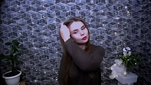 Snapshot of OceanicDawn chatting on 11/12/25, 10:19 OceanicDawn online show from 11/12/25, 10:19