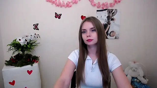 Snapshot of OceanicDawn chatting on 04/21/26, 07:59 OceanicDawn online show from 04/21/26, 07:59