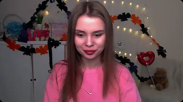 Snapshot of OceanicDawn chatting on 11/03/25, 06:51 OceanicDawn online show from 11/03/25, 06:51