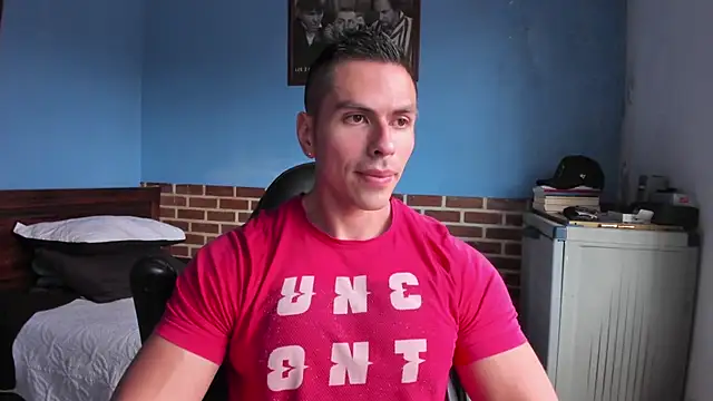 Snapshot of justinkarter chatting on 09/10/25, 06:40 justinkarter online show from 09/10/25, 06:40