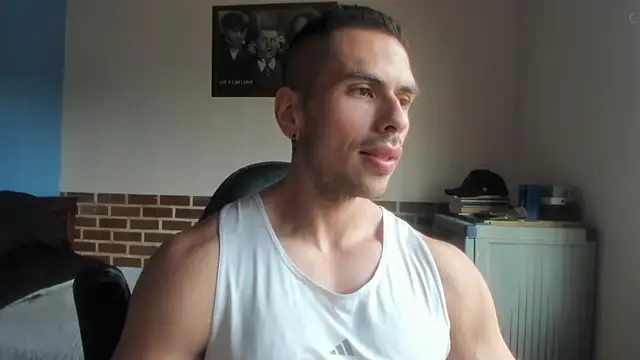 Snapshot of justinkarter chatting on 07/10/26, 05:57 justinkarter online show from 07/10/26, 05:57
