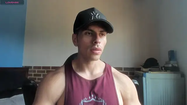 Snapshot of justinkarter chatting on 06/22/26, 04:04 justinkarter online show from 06/22/26, 04:04