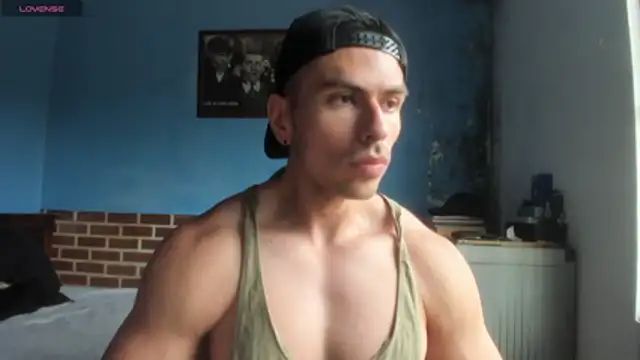 Snapshot of justinkarter chatting on 05/23/26, 02:38 justinkarter online show from 05/23/26, 02:38
