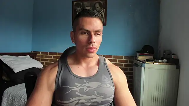 Snapshot of justinkarter chatting on 09/08/25, 05:45 justinkarter online show from 09/08/25, 05:45