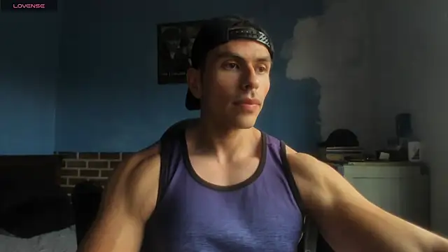 Snapshot of justinkarter chatting on 06/19/26, 05:30 justinkarter online show from 06/19/26, 05:30