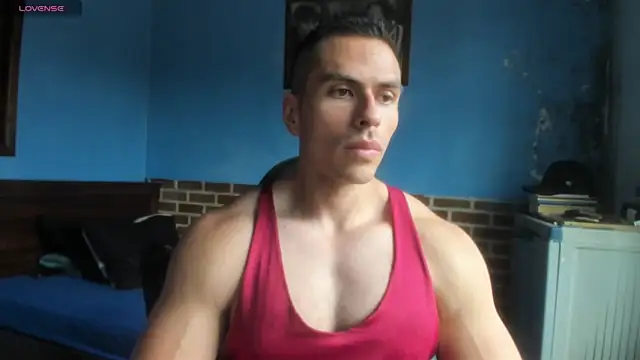 Snapshot of justinkarter chatting on 05/11/26, 05:32 justinkarter online show from 05/11/26, 05:32