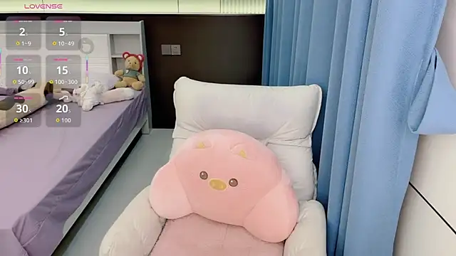 Liuyifei2005 online show from 09/22/25, 03:18