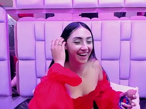 Issabela Mackey  online show from 01/15/26, 04:05