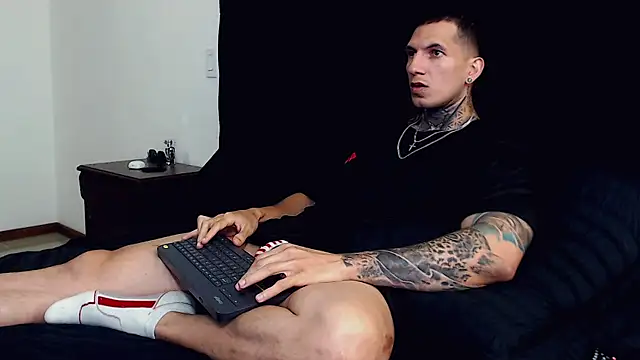 Shane Clay online show from 10/07/25, 02:40