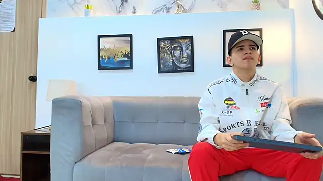 TWINKS FRIENDS online show from 02/26/26, 01:22