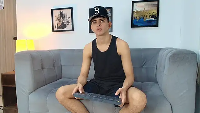 TWINKS FRIENDS online show from 02/24/26, 01:23