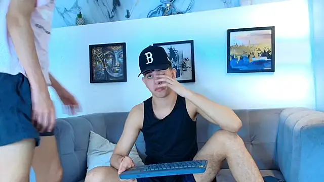 TWINKS FRIENDS online show from 04/10/26, 01:29