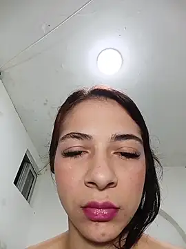 paisita122 online show from 04/27/26, 11:25