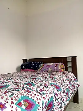 paisita122 online show from 10/03/25, 10:33