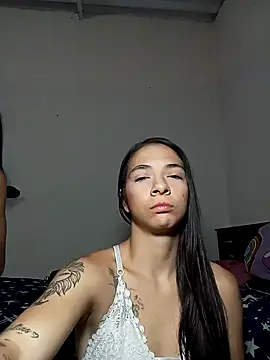 paisita122 online show from 10/17/25, 03:21