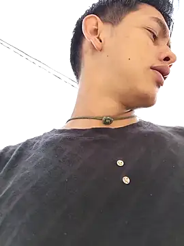 Snapshot of Hiroshi_Shen chatting on 09/24/25, 12:22 Hiroshi Shen online show from 09/24/25, 12:22