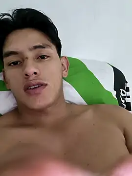 Snapshot of Hiroshi_Shen chatting on 10/03/25, 02:37 Hiroshi Shen online show from 10/03/25, 02:37