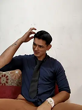 Snapshot of Hiroshi_Shen chatting on 09/09/25, 11:19 Hiroshi Shen online show from 09/09/25, 11:19