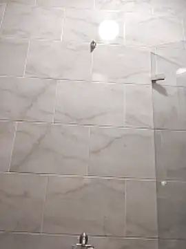 Snapshot of Hiroshi_Shen chatting on 12/14/25, 10:37 Hiroshi Shen online show from 12/14/25, 10:37