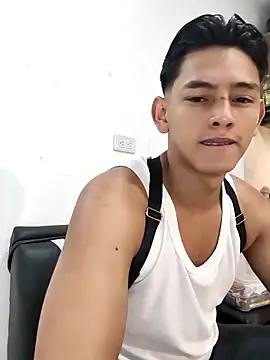 Snapshot of Hiroshi_Shen chatting on 09/25/25, 11:38 Hiroshi Shen online show from 09/25/25, 11:38