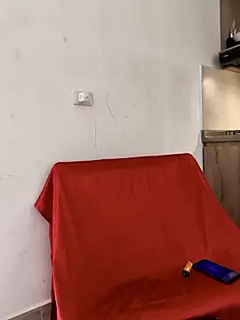 Snapshot of Hiroshi_Shen chatting on 10/05/25, 12:51 Hiroshi Shen online show from 10/05/25, 12:51