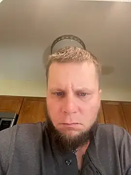 Snapshot of tattedpipeliner chatting on 11/03/25, 08:45 tattedpipeliner online show from 11/03/25, 08:45