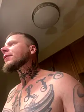 Snapshot of tattedpipeliner chatting on 11/03/25, 04:50 tattedpipeliner online show from 11/03/25, 04:50