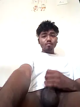 Snapshot of young_dickkk chatting on 03/23/26, 06:02 young dickkk online show from 03/23/26, 06:02