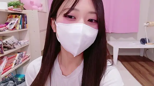 OSUSHI-CHAN online show from 05/17/26, 04:29