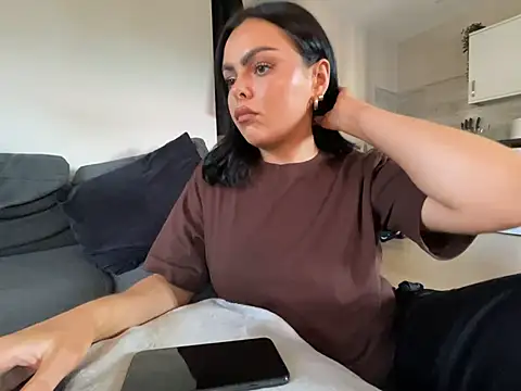 FrancescaXO online show from 03/18/26, 02:08