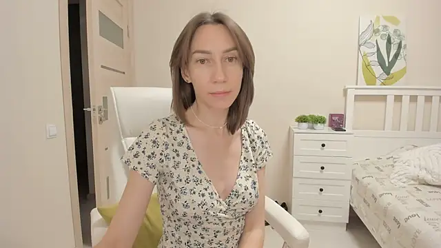 GoodGlamorGirl online show from 12/22/25, 02:33