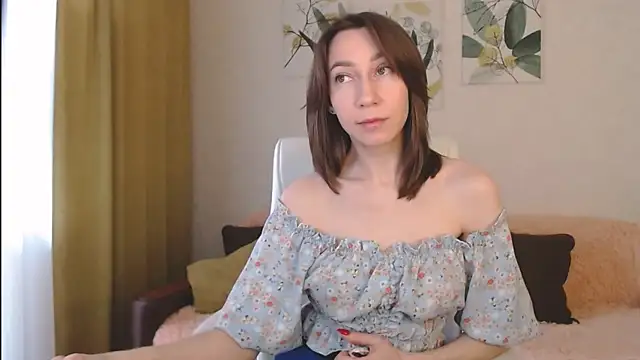 GoodGlamorGirl online show from 02/12/25, 05:05