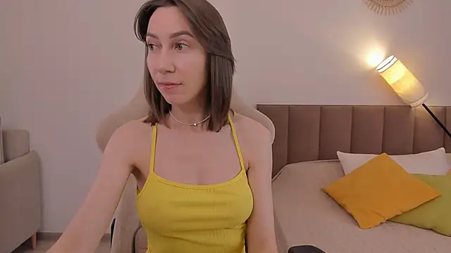 GoodGlamorGirl online show from 10/03/25, 04:14