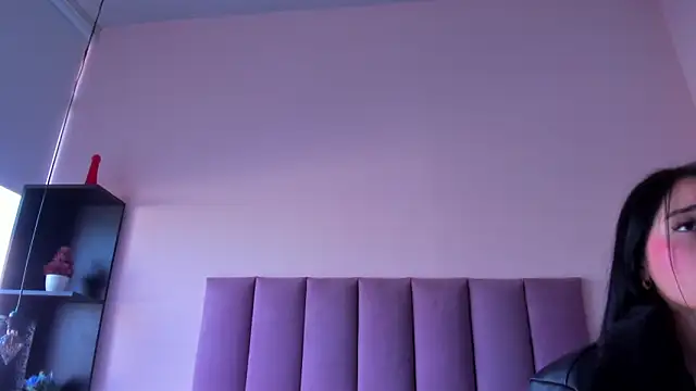 violet myerrs online show from 12/15/25, 12:55