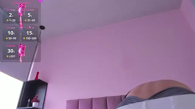 violet myerrs online show from 10/20/25, 01:22