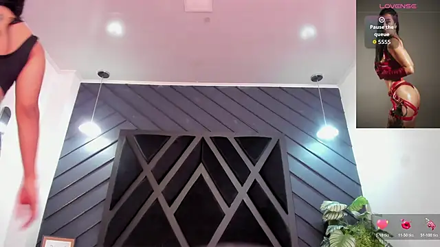 zoe martins  online show from 11/27/25, 05:46