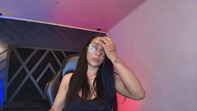 zoe martins  online show from 03/11/26, 05:18