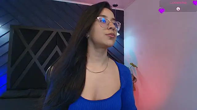 zoe martins  online show from 03/03/26, 05:31