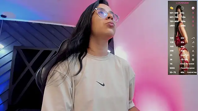 zoe martins  online show from 01/12/26, 05:31