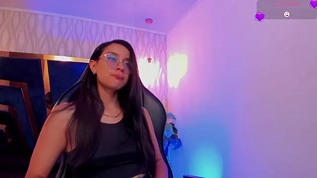 zoe martins  online show from 02/14/26, 05:35