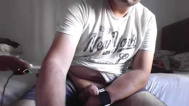 Snapshot of kocasosisli chatting on 06/15/26, 02:28 kocasosisli online show from 06/15/26, 02:28