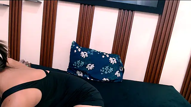 kimberly18cute online show from 12/21/25, 12:57